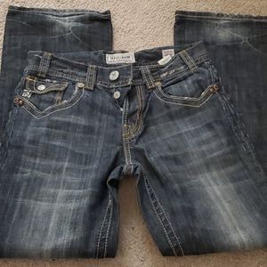 Lightly distressed men Jean